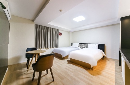 Okpo-dong Hotel | Geojedo Okpo Win Hotel