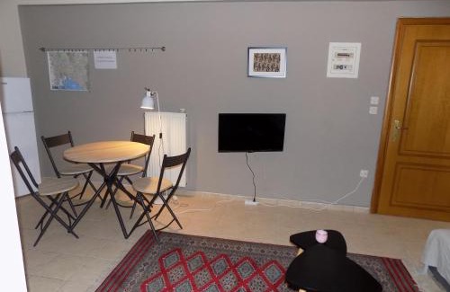 Volos City Centre Apartment | George's Apartment in Volos area