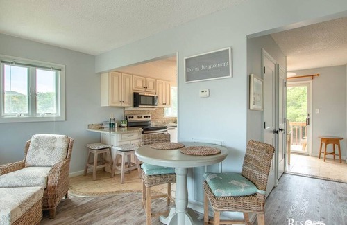 Sea Acres House | Georgetown Sands condo with WiFi, outdoor shower, and access to community pool and tennis