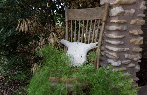 Georgetown House | Georgetown Square Minutes From Riverside, Countryside Farm Home, Family & Pets