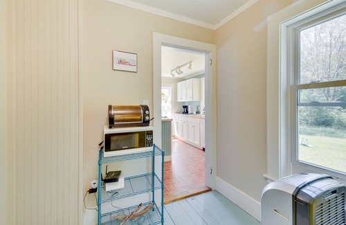 Five Islands Cottage | Georgetown Vacation Rental: Gas Grill & Near Beach