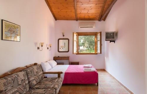 Xifias Apartment | Georgia's Houses (Melitzanakia)
