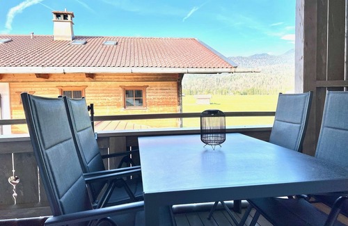 Kruen Condo | Geräumige, neu Gebaute Maisonette-wohnung, 85qm, mit Vielen Annehmlichkeiten