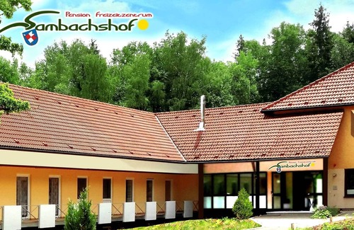 Bad Koenigshofen I. Grabfeld Apartment | Geräumiges 2-Raum-Appartement (40qm) mit Balkonzugang und kostenfreiem WLAN