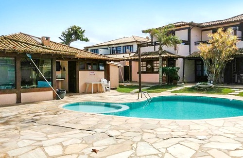 Manguinhos Condo | GERIBÁ BEACH! WONDERFUL HOUSE IN CONDOMINIUM FACING THE SEA.