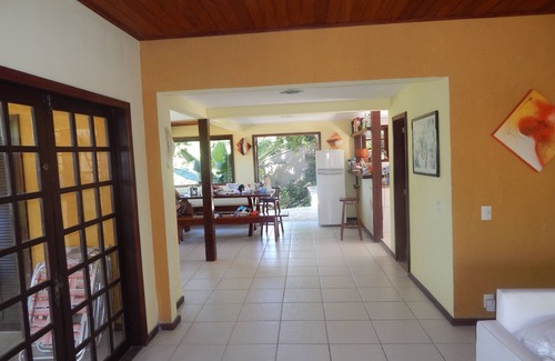 Buzios House | Geribá Mansion 04 bedrooms 800 m2 of land swimming pool barbecue 500 m from the beach AIR CONDITIONING