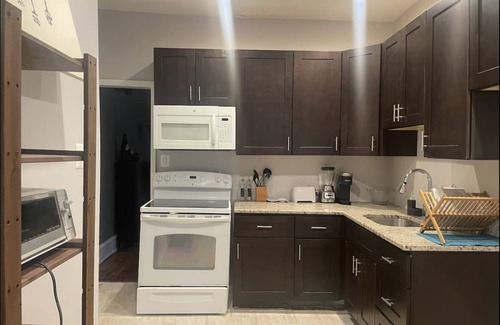 Northwest Philadelphia House | Germantown Gem 2 bd home