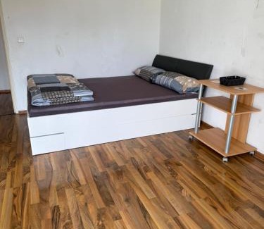 Backnang Apartment | Gesamte Unterkunft WLAN & Parkplatz - Backnang