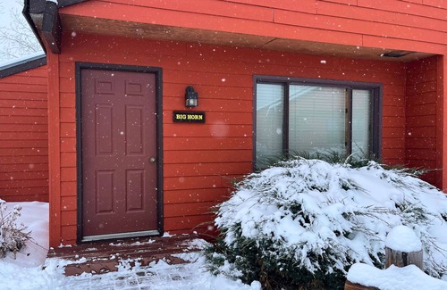 Clark House | Get away from it all with modern conveniences! Pet friendly with hot tub!