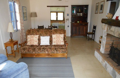 Bize-Minervois Cottage | Get away from it all in this peaceful rural location - close to lively village