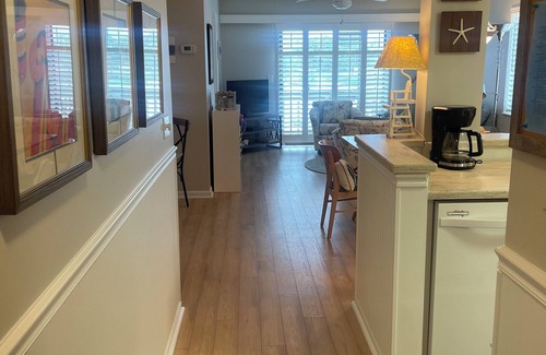 St. Augustine Beach Condo | Get Away Now! St. Augustine Beach A1A Beach Blvd - King Bed/Master BR!