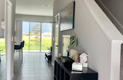 Riverview House | Get close to beaches and downtown!
