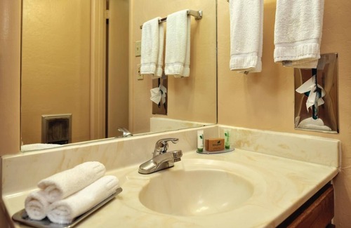 Kohls Ranch Resort | Get Outdoors! Nature Setting, Walking Trails, Pool, Near Woods Canyon Lake
