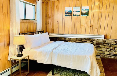 Coal Creek Cabin | Getaway Cabin: Views, 2 Decks, Grill, Wi-Fi, Pets OK