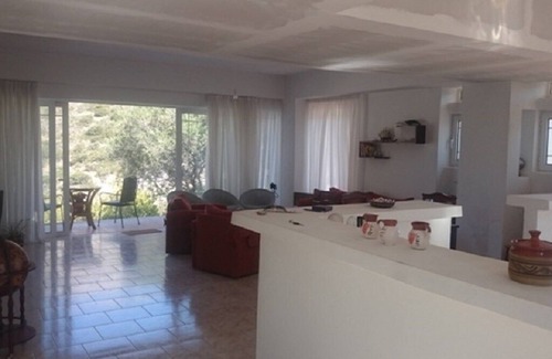 Kaki Thalassa House | Getaway in Attika GR