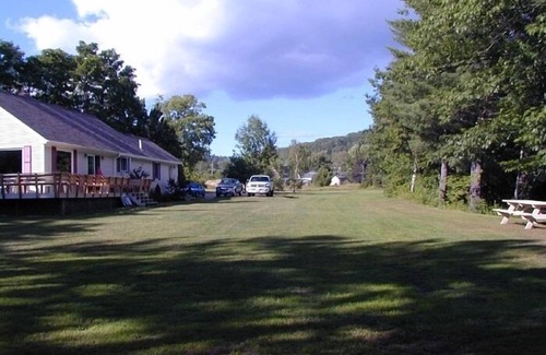 Bryant Pond House | Getaway Lakefront Home for Skiing or Summer Enjoyment