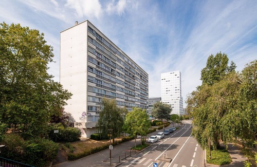 Ile de Nantes Palais des Congres Apartment | Getaway on Nantes island overlooking the Loire