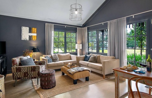 Wildes Meadow Cottage | Getawayz NSW - The Gardener's Cottage-romantic, eclectic, rustic!