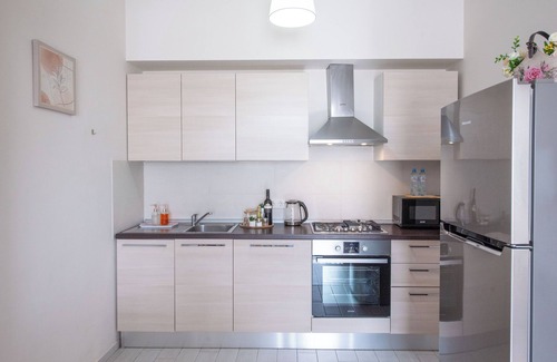 Saburtalo Apartment | GG Home – Charming 1BR near park on 12th Floor