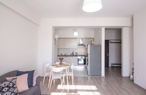 Saburtalo Apartment | GG Home – Charming 1BR near park on 12th Floor