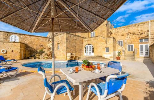 Kercem Villa | Gharilma V Holiday Home