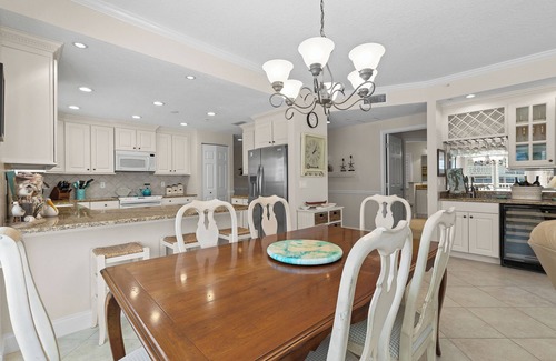New Smyrna Beach Condo | 🌊Giant Sundeck with Pool Access | Oceanfront | Atlantic Villas 102🌊