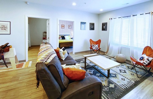 Five Points Condo | Giddy Up in East Suites! 4 bd/2 ba! Walk everywhere in East Nash!