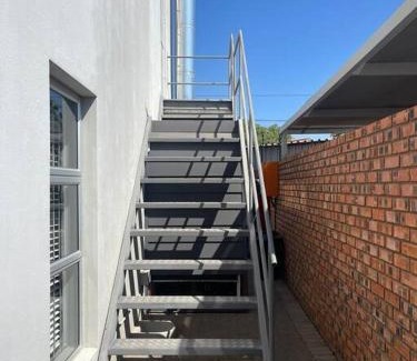 Kimberley Apartment | Gifty Surprize Airbnb