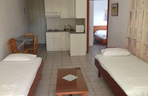 Marmari House | Gikas Apartments