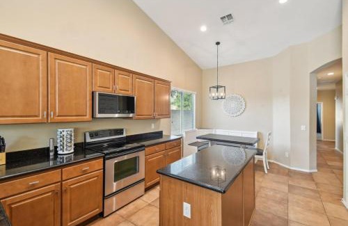 Gilbert House | Gilbert Getaway