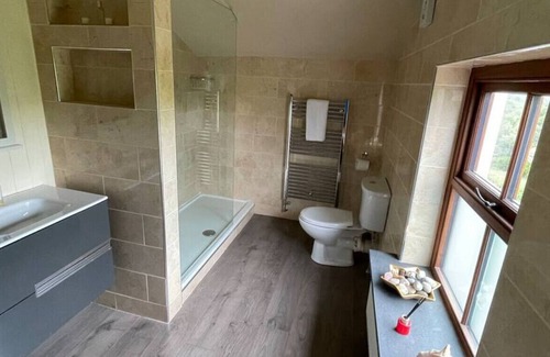 Clynderwen Cottage | Gilfach Cottage · Cosy Cottage in Wild Countryside by Llys-y-Fran