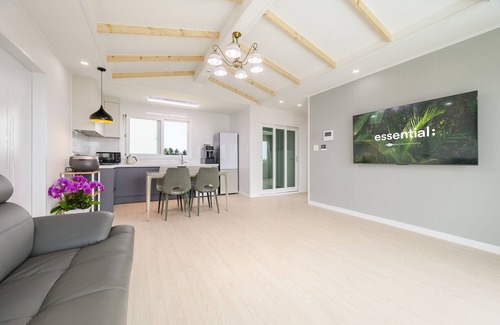 Gujwa House | Gimnyeong stonewall Private Pool Villa