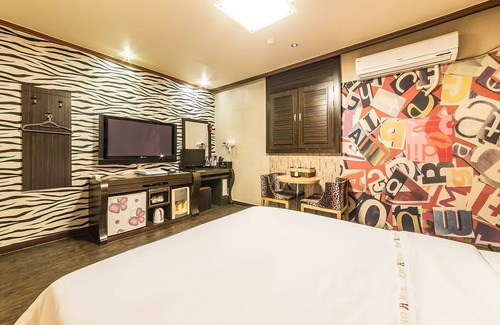 Gimpo Hotel | Gimpo River