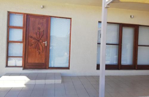 Springbok Apartment | Ginas Place