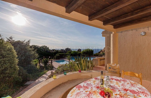 Costa Paradiso Villa | Ginepro Arancione: in front of the pool