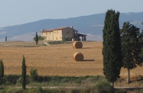 Monticchiello Apartment | Ginestra apartment overlooking the Val d'Orcia