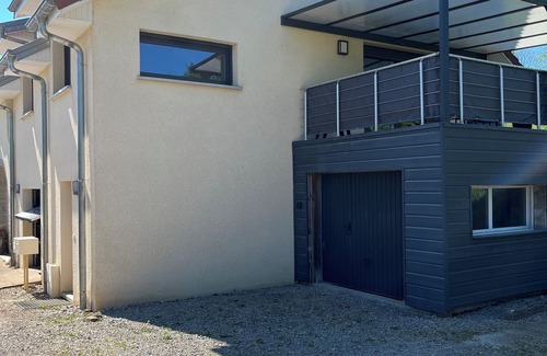 Noroy-le-Bourg Apartment | Gino and nath