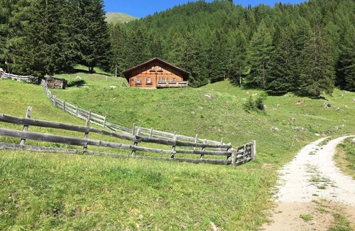 Heiligenblut Cabin | Gipper, Almhütte - hut with 4 bedrooms/shower, WC