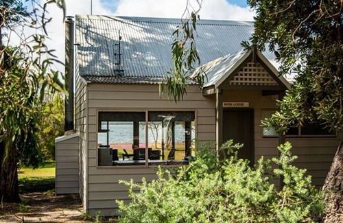 Forge Creek Apartment | Gippsland - 1 Nt(waterfront)