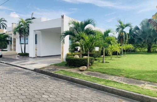 Flandes House | Girardot Casa Piscina Privada Campestre