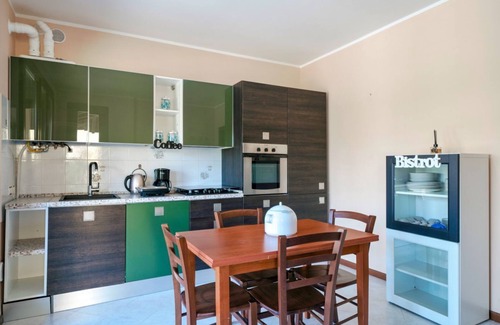 Lugana Apartment | Girasole Apartment - with air conditioning, garage and WiFi