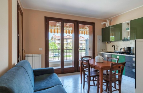 Lugana Apartment | Girasole Apartment - with air conditioning, garage and WiFi