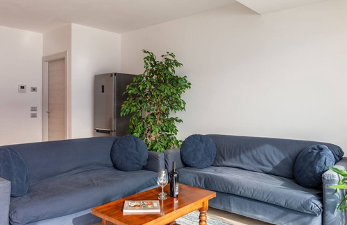 Aurogna Apartment | Girasole (GLA128) by Interhome