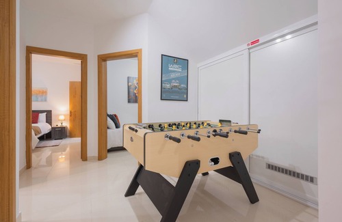 Ta' Pennellu Apartment | Girna - Entire 3BR Private entry Apartment