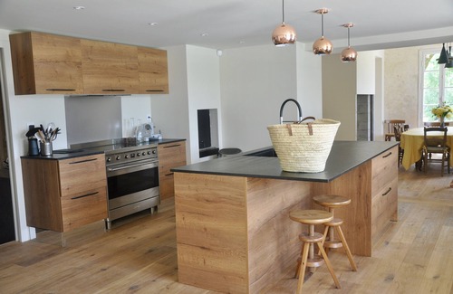 La Riviere House | Girondine nineteenth fully renovated in the heart of vineyards. Pool/Park.