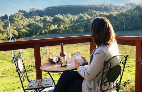 Gisborne Cottage | Gisborne Peak Winery - Cottages Vineyard Stay Macedon Ranges