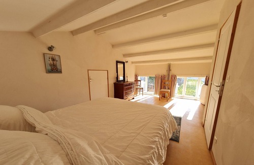 Saint-Michel-en-l'Herm House | Gite Saint-Michel-en-l'Herm, 2 bedrooms, 4 persons