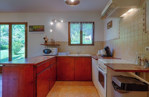 Privas Cottage | 'Gite 07' : Small house with private garden