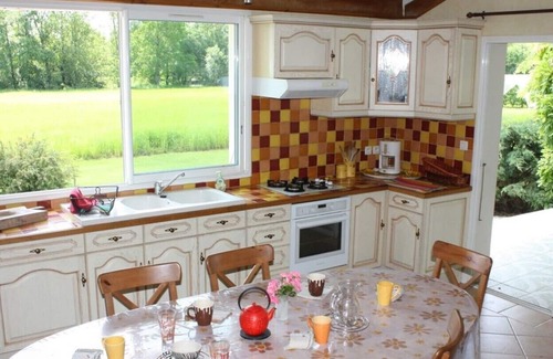 Lafrancaise House | GITE 3CLESVACANCES SWIMMING POOL BILLARD WIFI BIKES VIEW ON THE COUNTRYSIDE