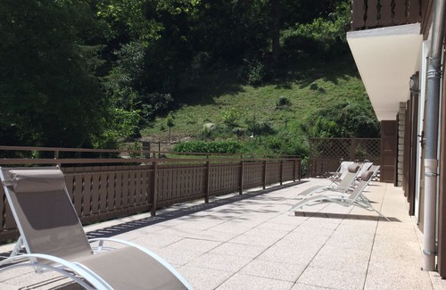 Ax-les-Thermes Apartment | GITE 4* 300m village terrace 100 m²sauna private parking wifi sports room